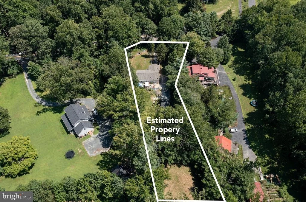 Photo of 2510 DAVIDSONVILLE ROAD