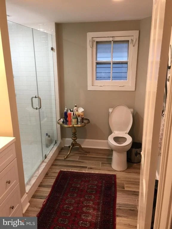 Photo of 218 E 6TH STREET E