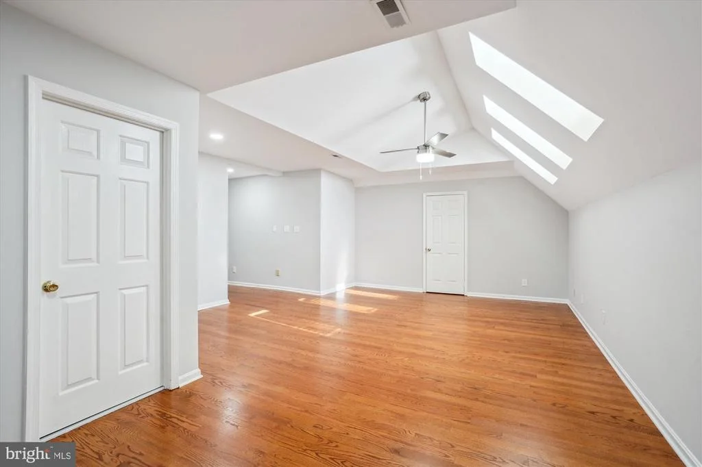 Photo of 18604 WILLOW OAK DRIVE