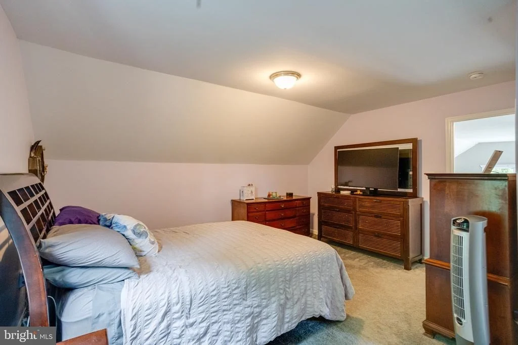 Photo of 44 ALGONQUIN DRIVE