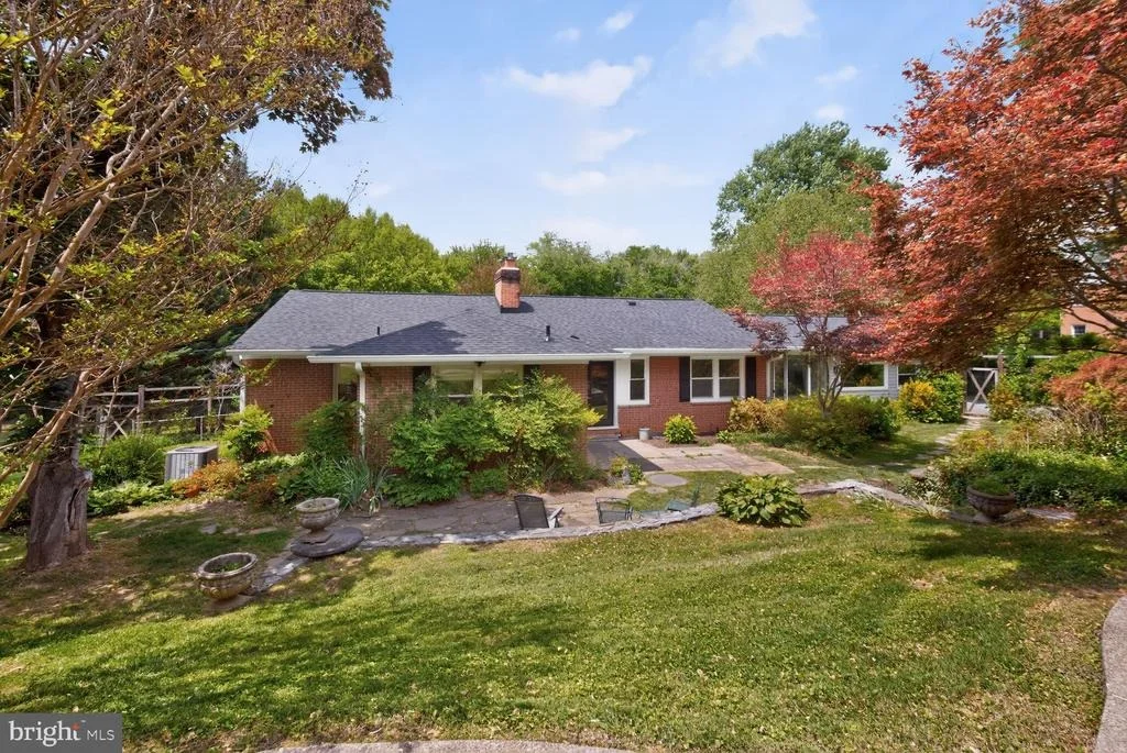 Photo of 13004 CHESTNUT OAK DRIVE