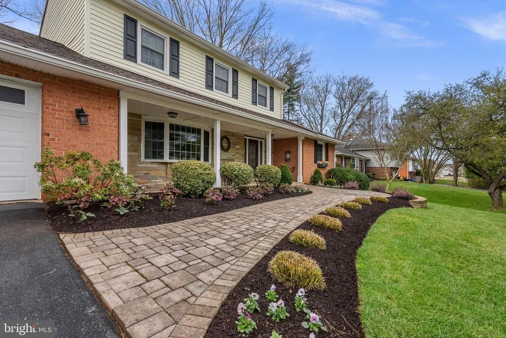 Photo of 4120 SIR WALTER ROAD