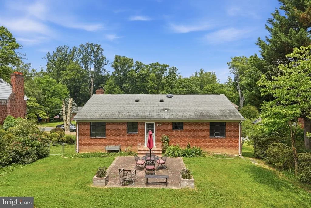 Photo of 7005 RALEIGH ROAD