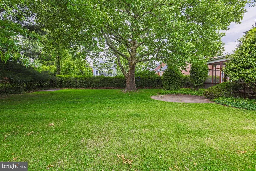 Photo of 3106 LABYRINTH ROAD