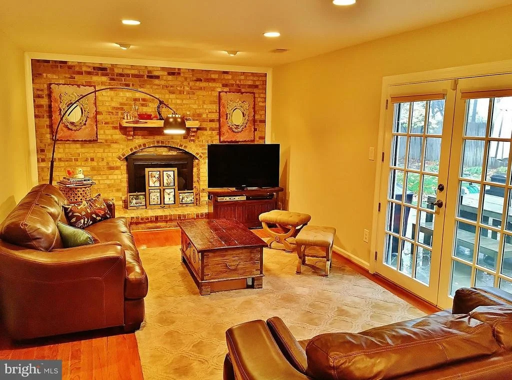 Photo of 8459 HUNT VALLEY DRIVE