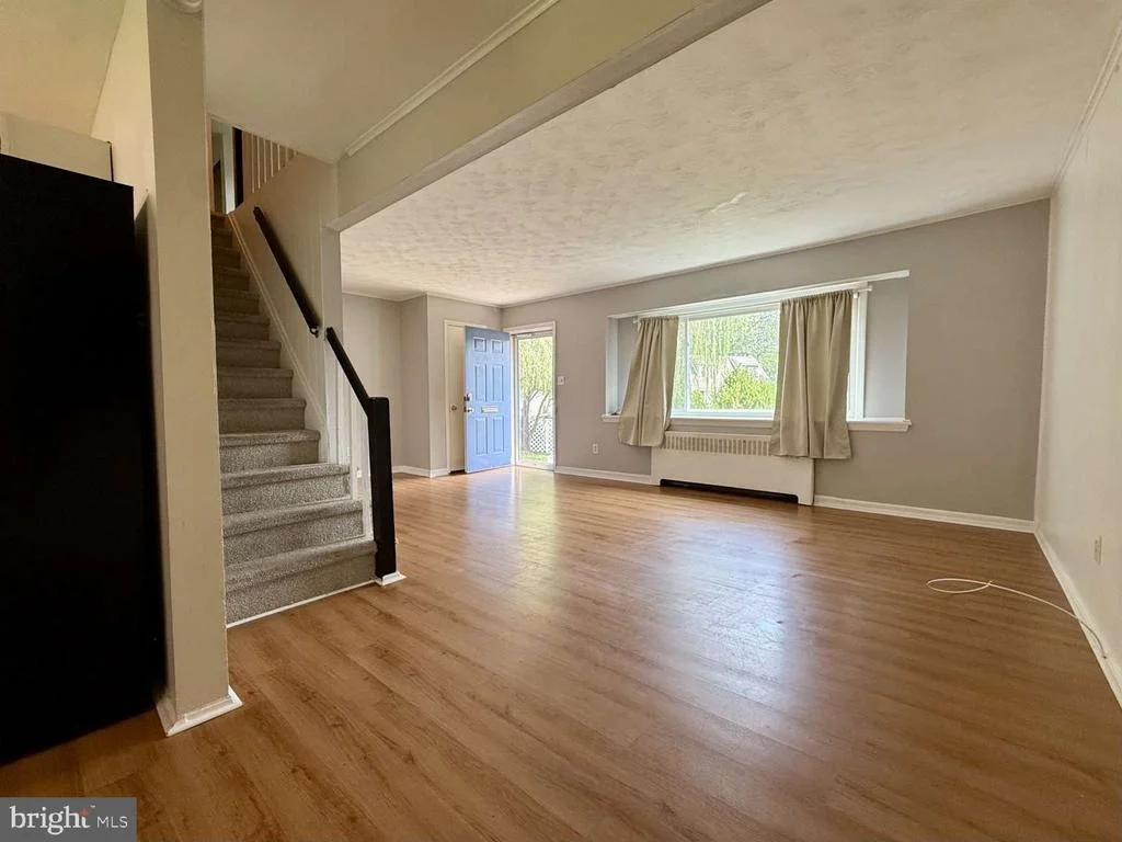 Photo of 8 CONNELL CIRCLE