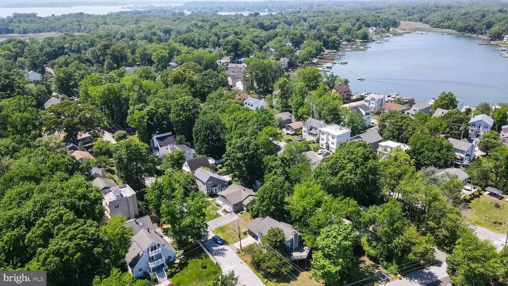Photo of 3328 SHORE DRIVE