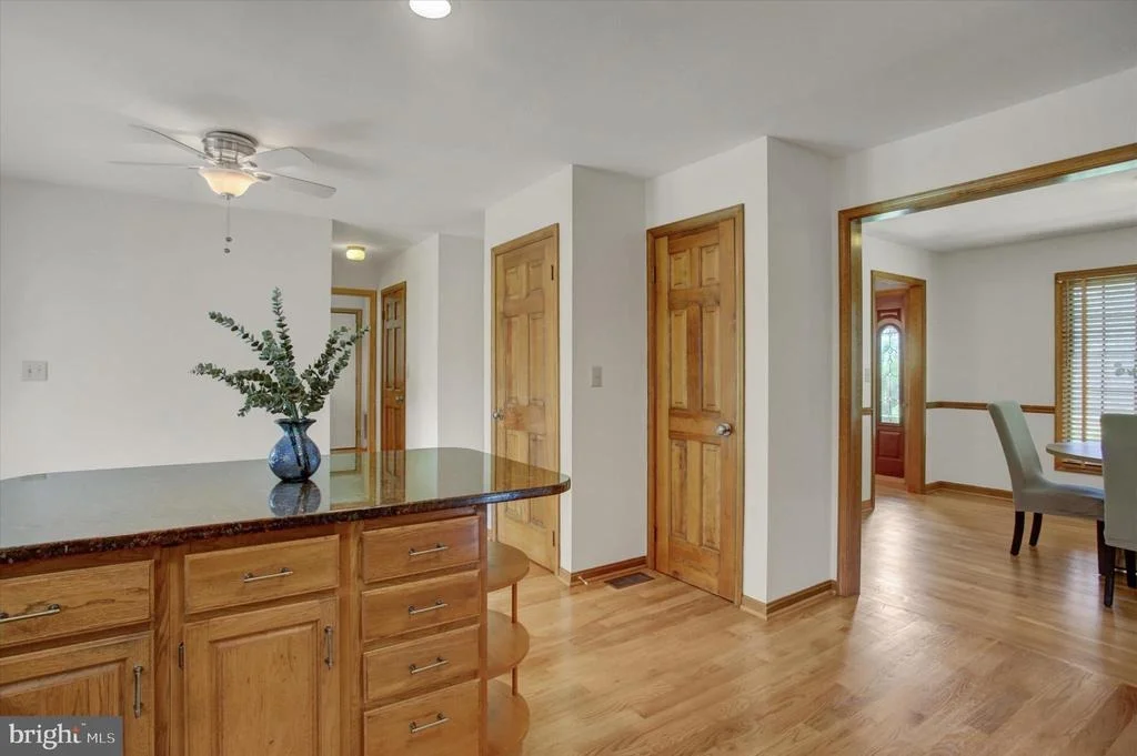 Photo of 8001 MAPLEVILLE ROAD