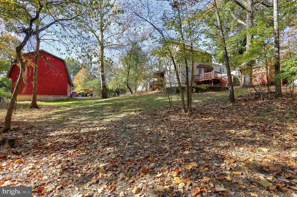 Photo of 7329 WYE AVENUE