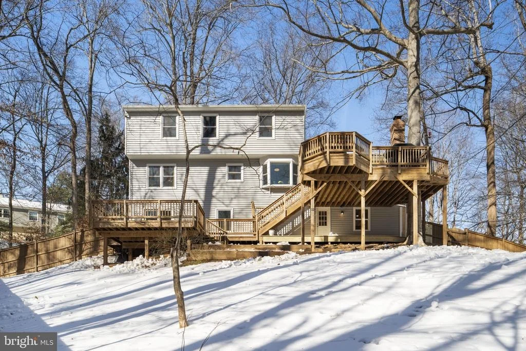 Photo of 6099 RIVER FOREST DRIVE