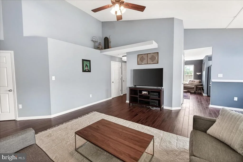 Photo of Unit 33B at 593 CAWLEY DRIVE