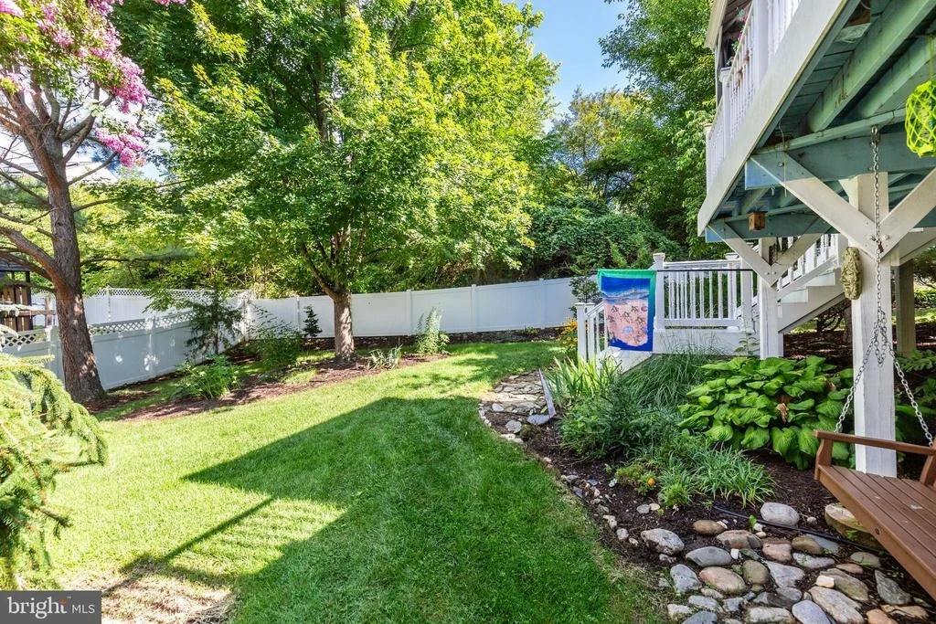 Photo of 566 RICH MAR STREET