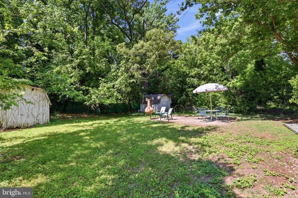 Photo of 735 WARREN DRIVE