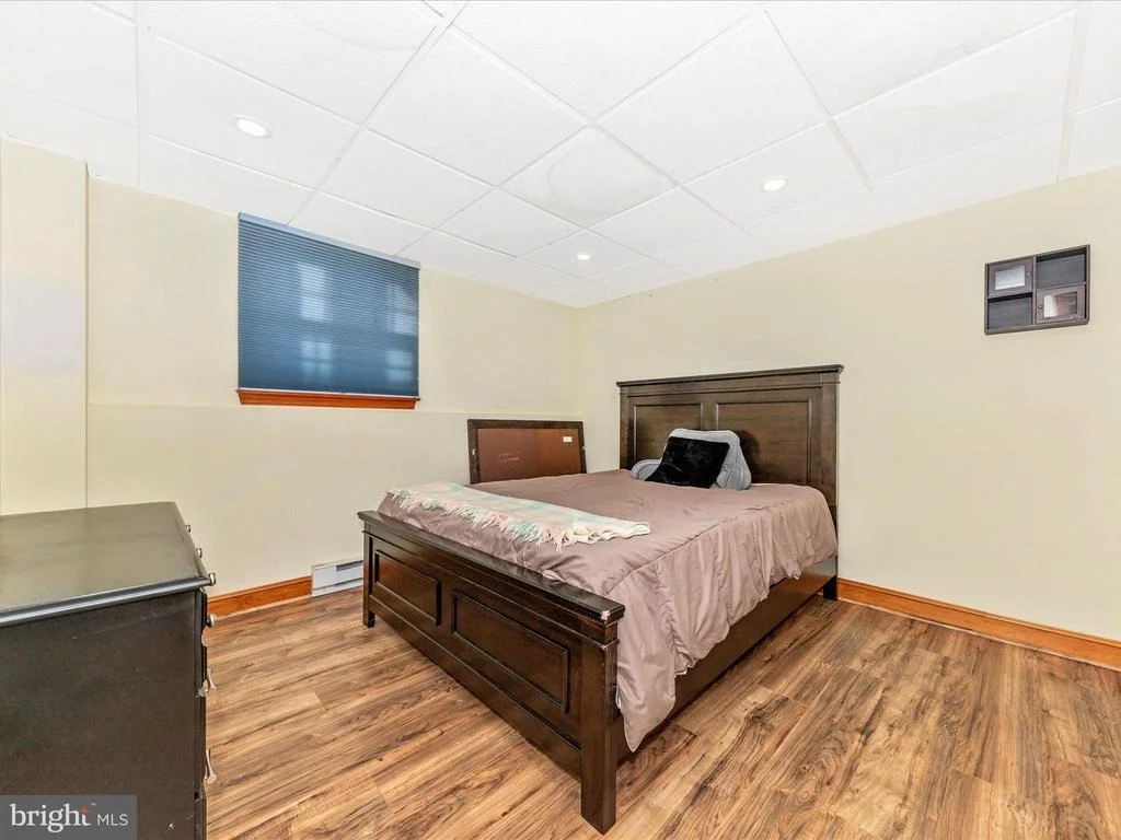 Photo of 9242 OAK TREE CIRCLE