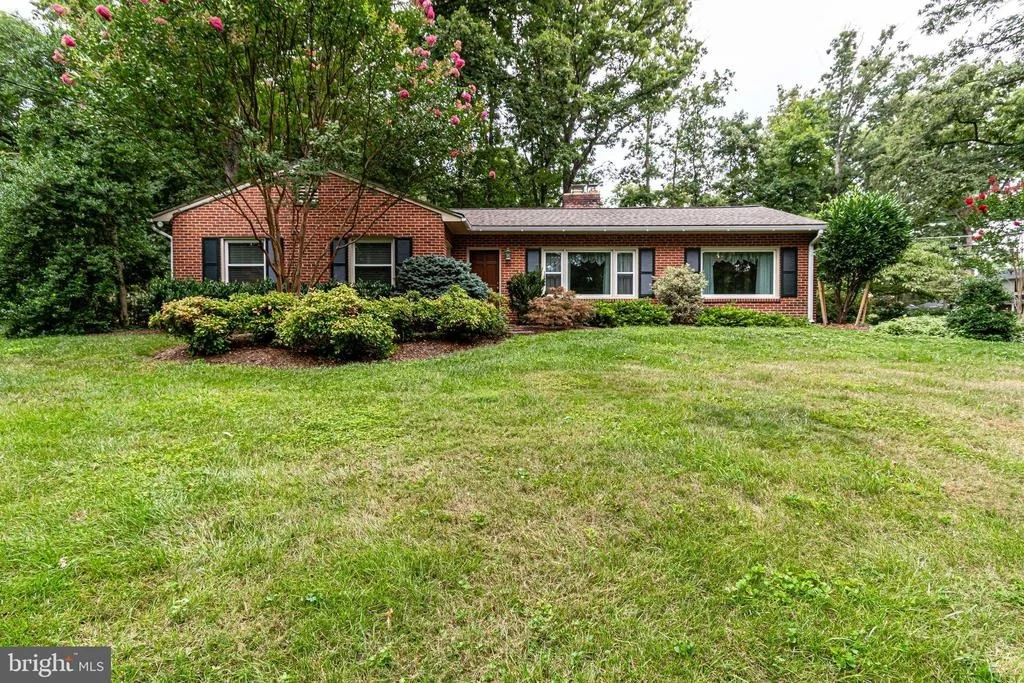 Photo of 4144 ORCHARD DRIVE