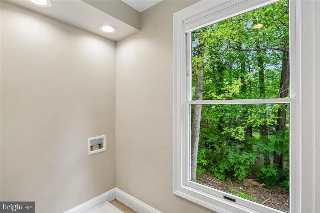 Photo of 2425 HIDDEN VALLEY LANE