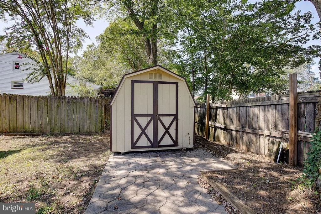 Photo of 1729 SHORE DRIVE