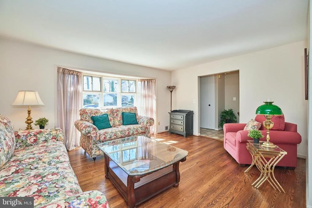 Photo of 7456 MADEIRA PLACE