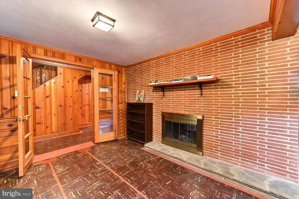 Photo of 7040 QUANDER ROAD