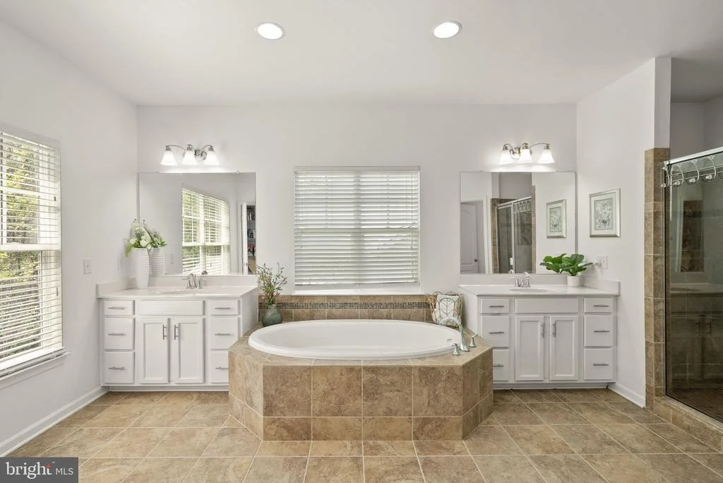 Photo of 41125 SHEFFIELD FOREST DRIVE