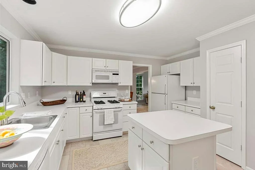 Photo of 15015 HUNTER MOUNTAIN LANE