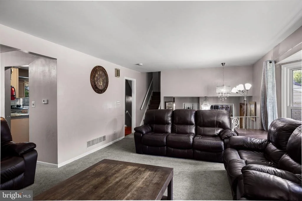 Photo of 318 HIALEAH DRIVE