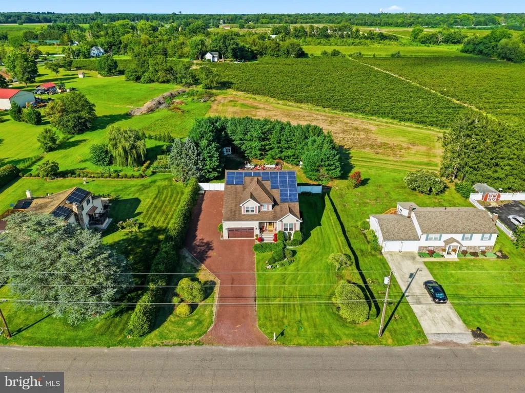 Photo of 464 N 2ND ROAD