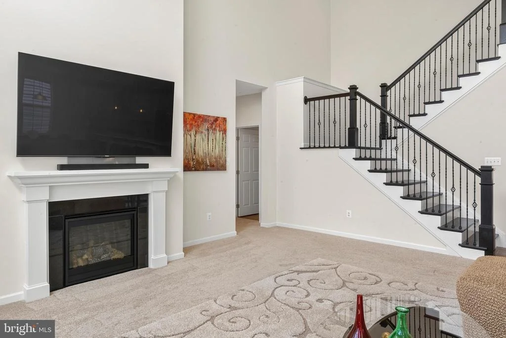 Photo of 2754 HILLFIELD DRIVE