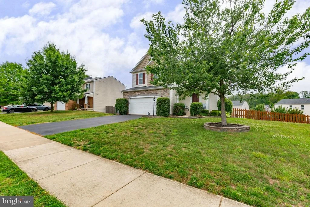 Photo of 64 CHARTER GATE DRIVE