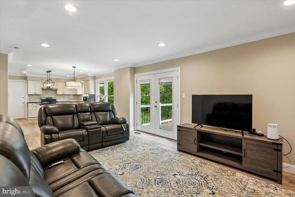 Photo of 2425 HIDDEN VALLEY LANE