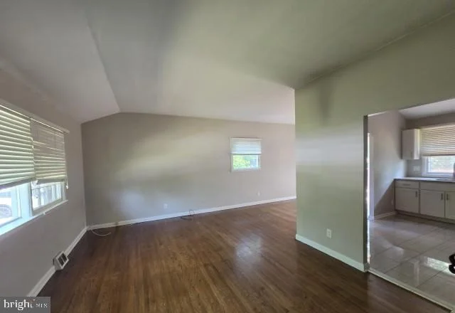 Photo of 408 BRUCE ROAD