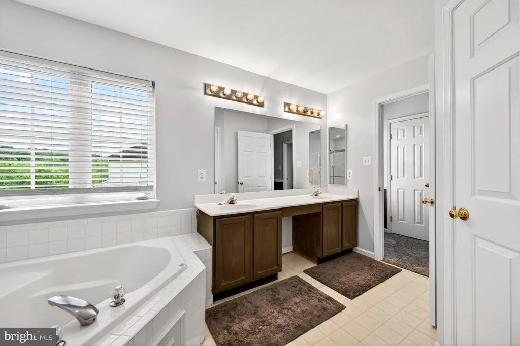 Photo of 8 N POINTE TERRACE