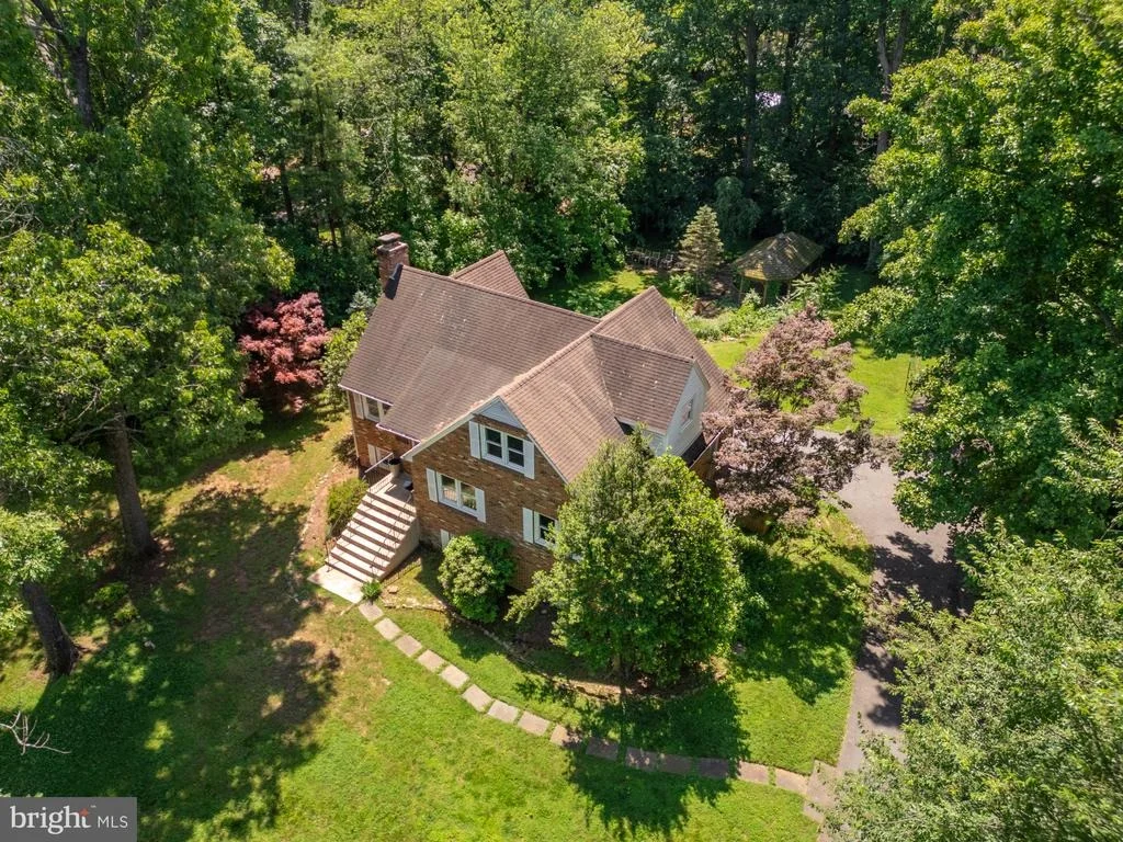 Photo of 45383 PERSIMMON LANE