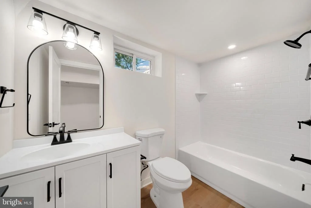 Photo of 615 TANEY AVENUE
