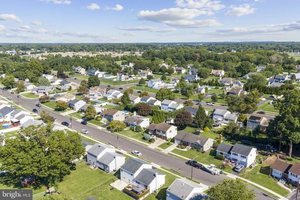 Photo of 146 GARY DRIVE