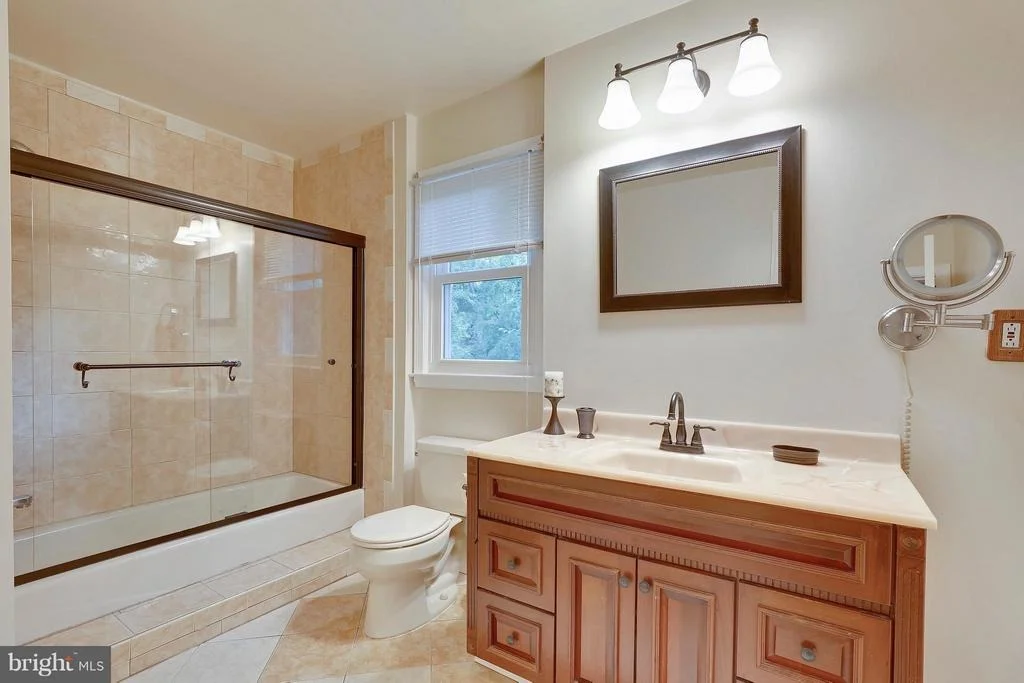 Photo of 9002 BILLOW ROW