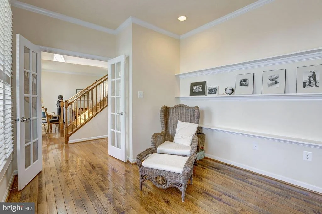 Photo of 2424 LONGFELLOW COURT