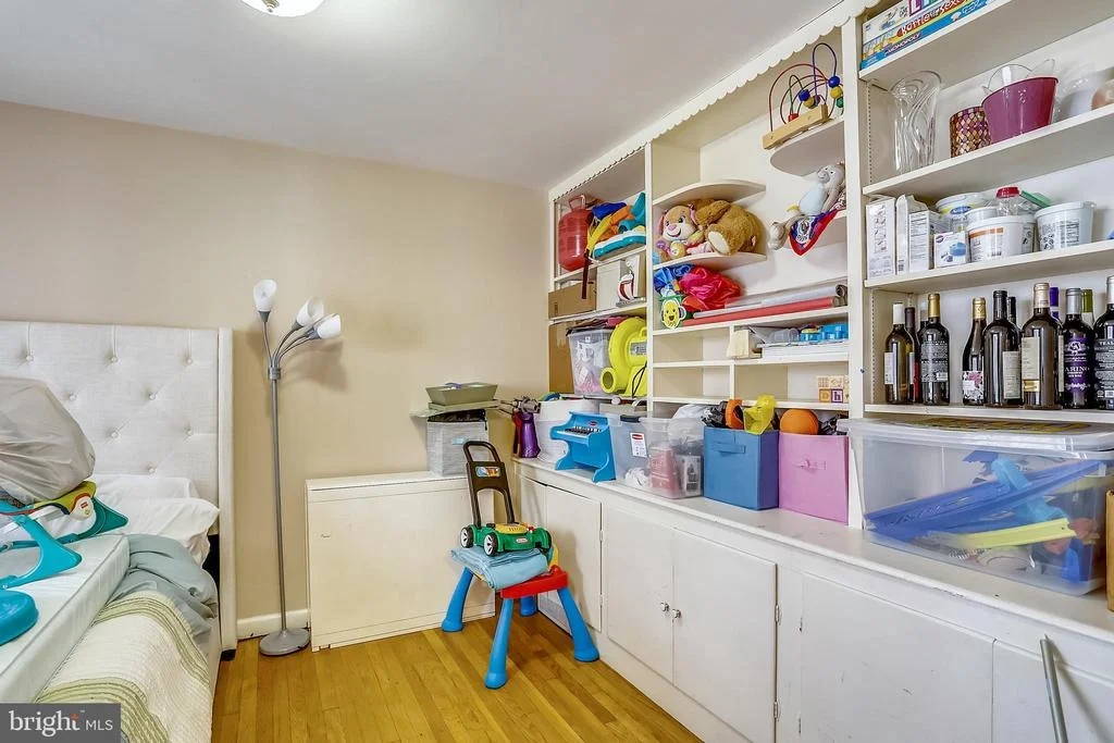 Photo of 816 HILLSBORO DRIVE