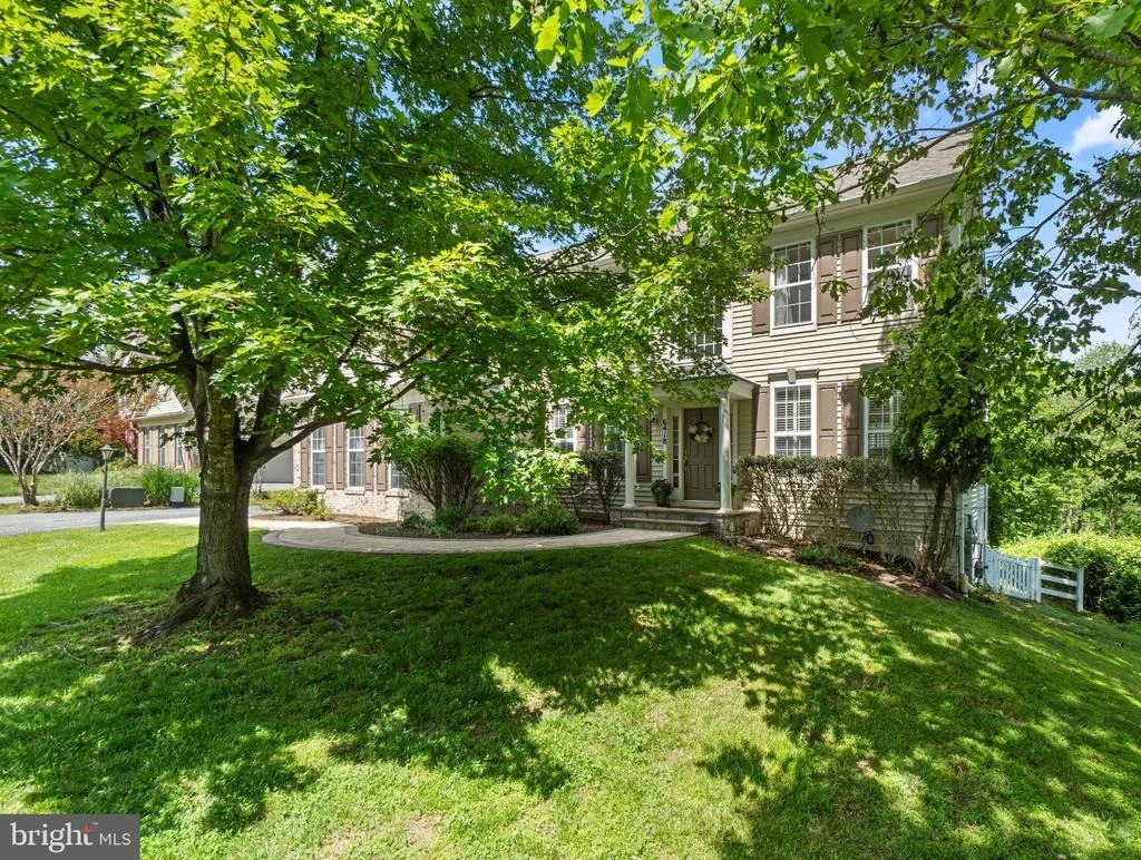 Photo of 6418 ERIN DRIVE
