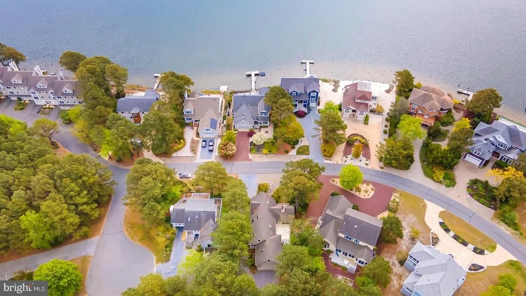 Photo of 208 POND VIEW DRIVE