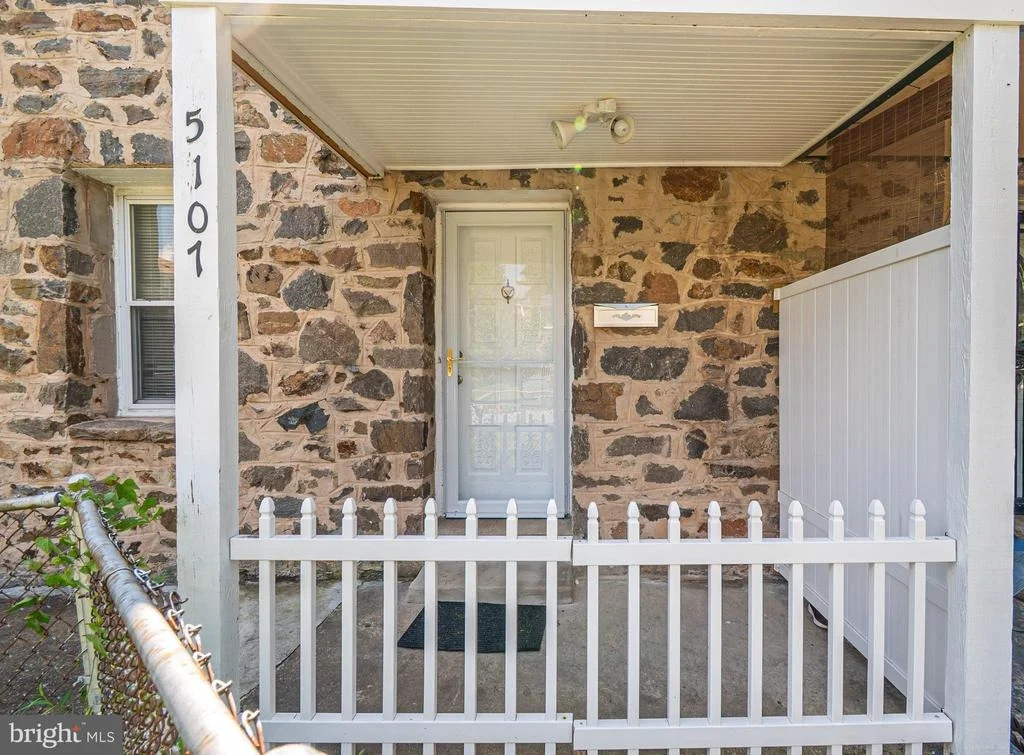 Photo of 5107 LAUREL AVENUE