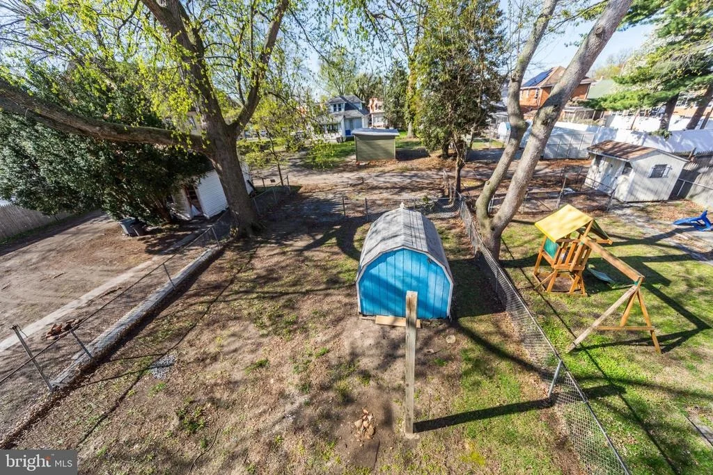 Photo of 724 HUNTER STREET