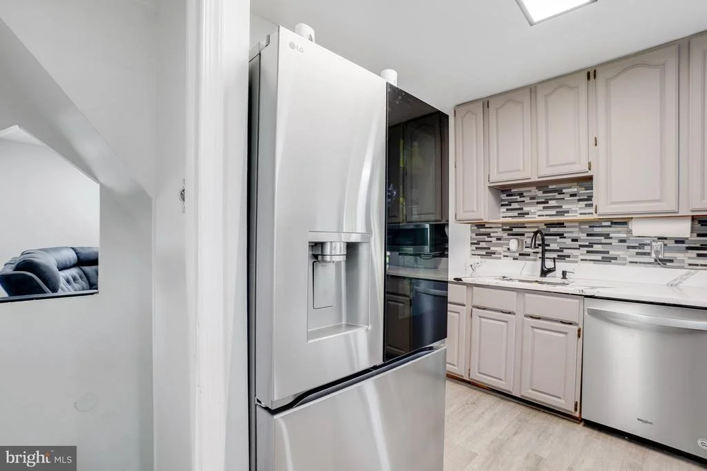 Photo of 4313 IVY GLEN ROAD