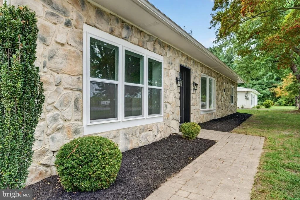 Photo of 120 TUCKAHOE ROAD