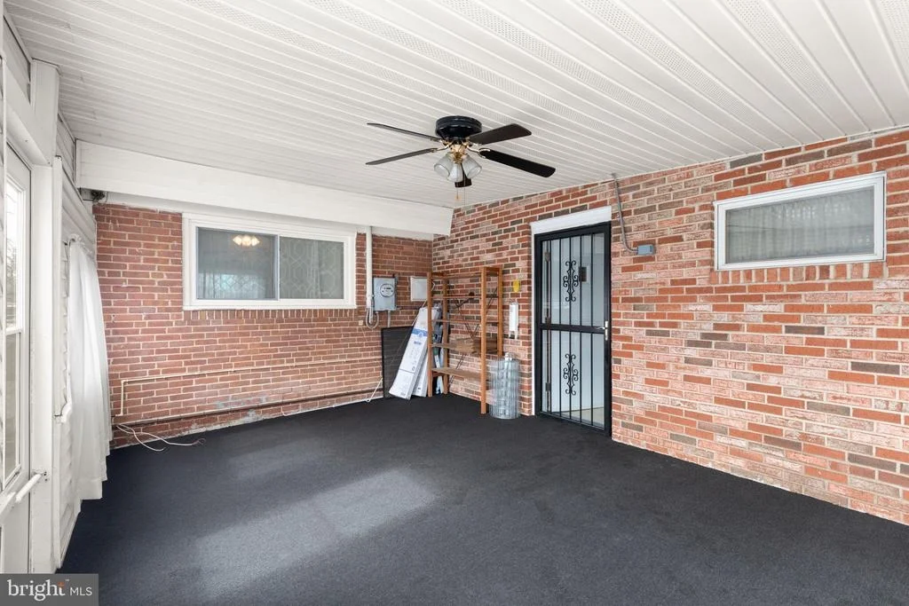 Photo of 208 GLOUCESTER DRIVE