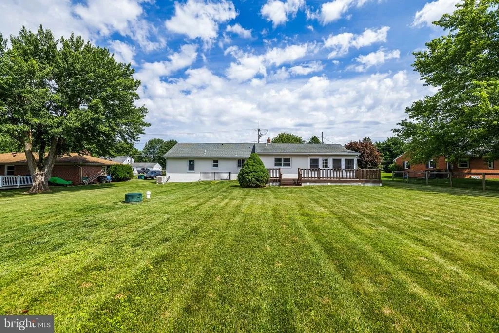 Photo of 1733 BOLLINGER ROAD