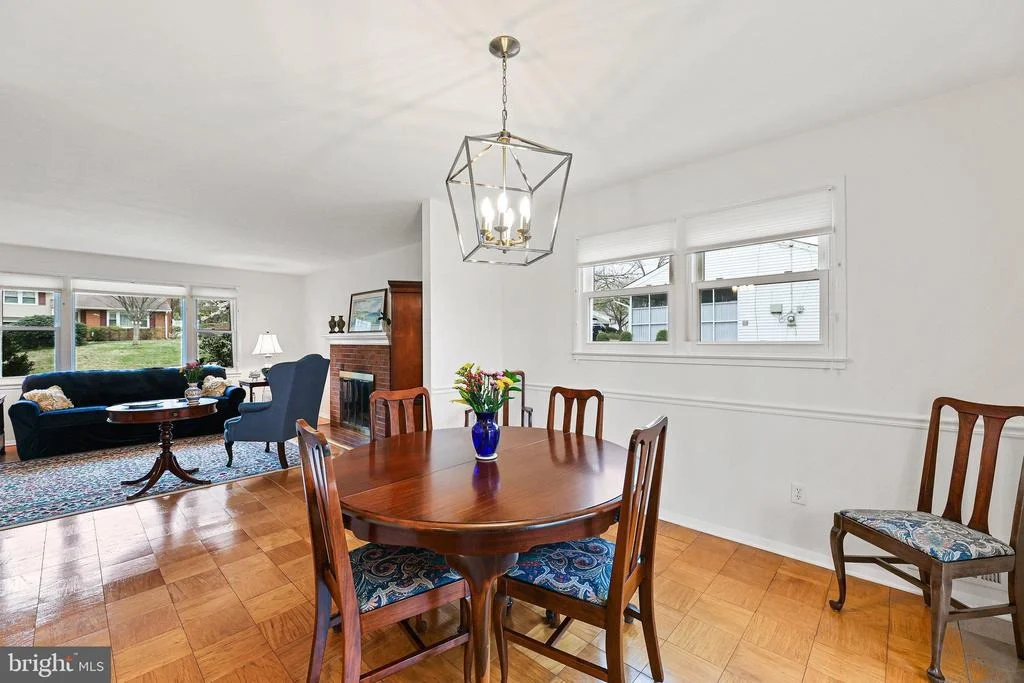 Photo of 4616 EXETER STREET