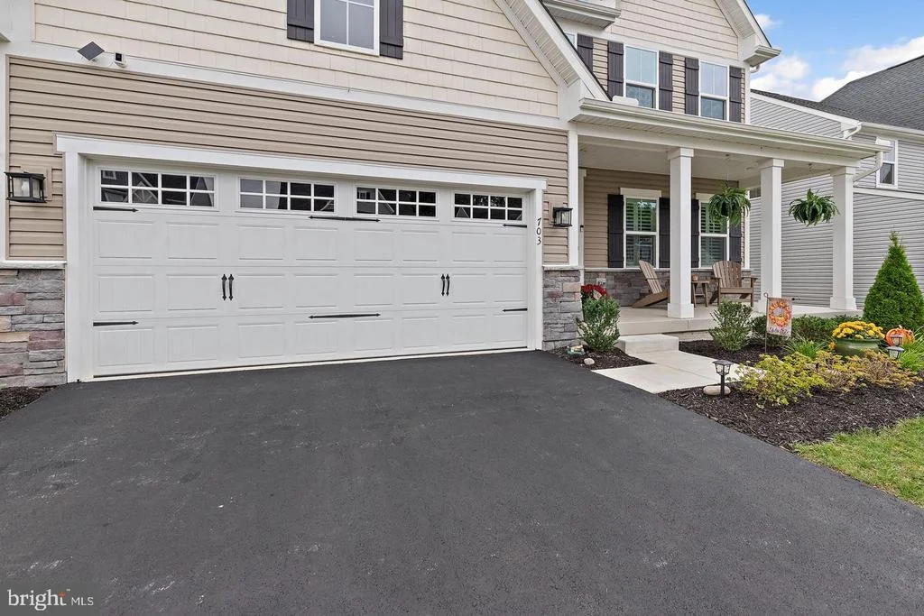 Photo of 703 CORNERSTONE LANE