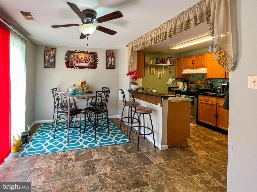 Photo of Unit 1210B at 1210 DANIELLE DRIVE