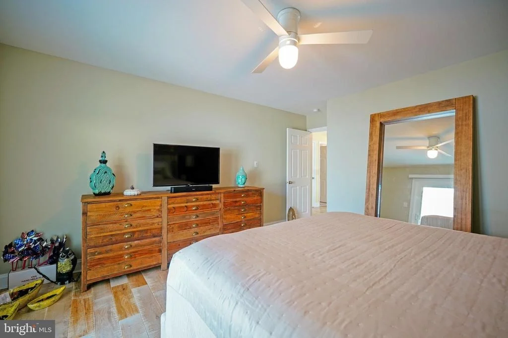 Photo of 8 CAROLINE LANE